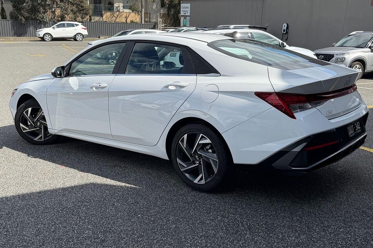 2025 Hyundai i30 Elite CN7.V2