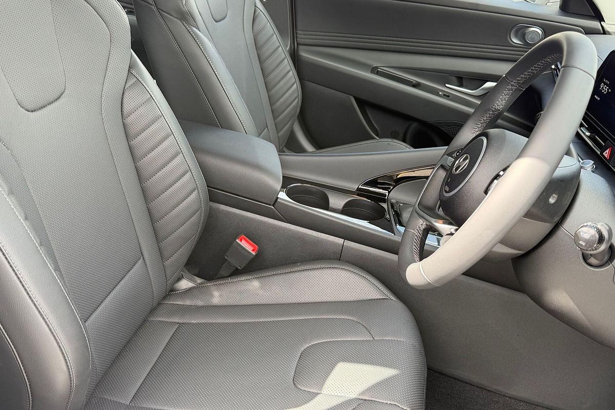 2025 Hyundai i30 Elite CN7.V2