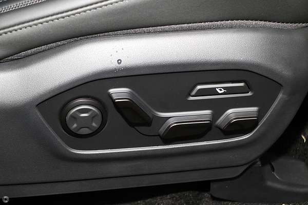 2025 Hyundai Santa Fe Calligraphy MX5.V1