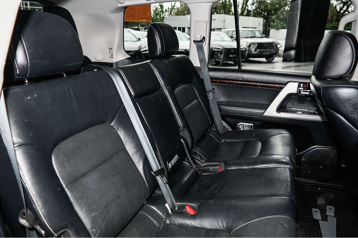 2014 Toyota Landcruiser Sahara VDJ200R