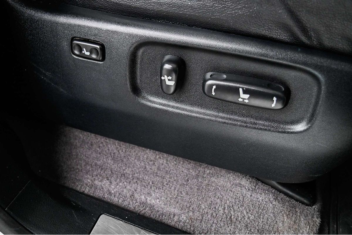 2014 Toyota Landcruiser Sahara VDJ200R