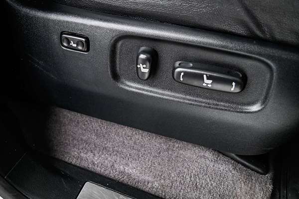 2014 Toyota Landcruiser Sahara VDJ200R