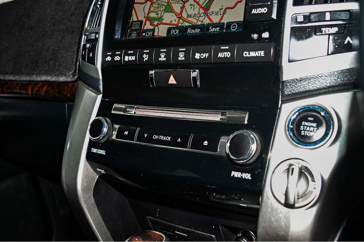 2014 Toyota Landcruiser Sahara VDJ200R