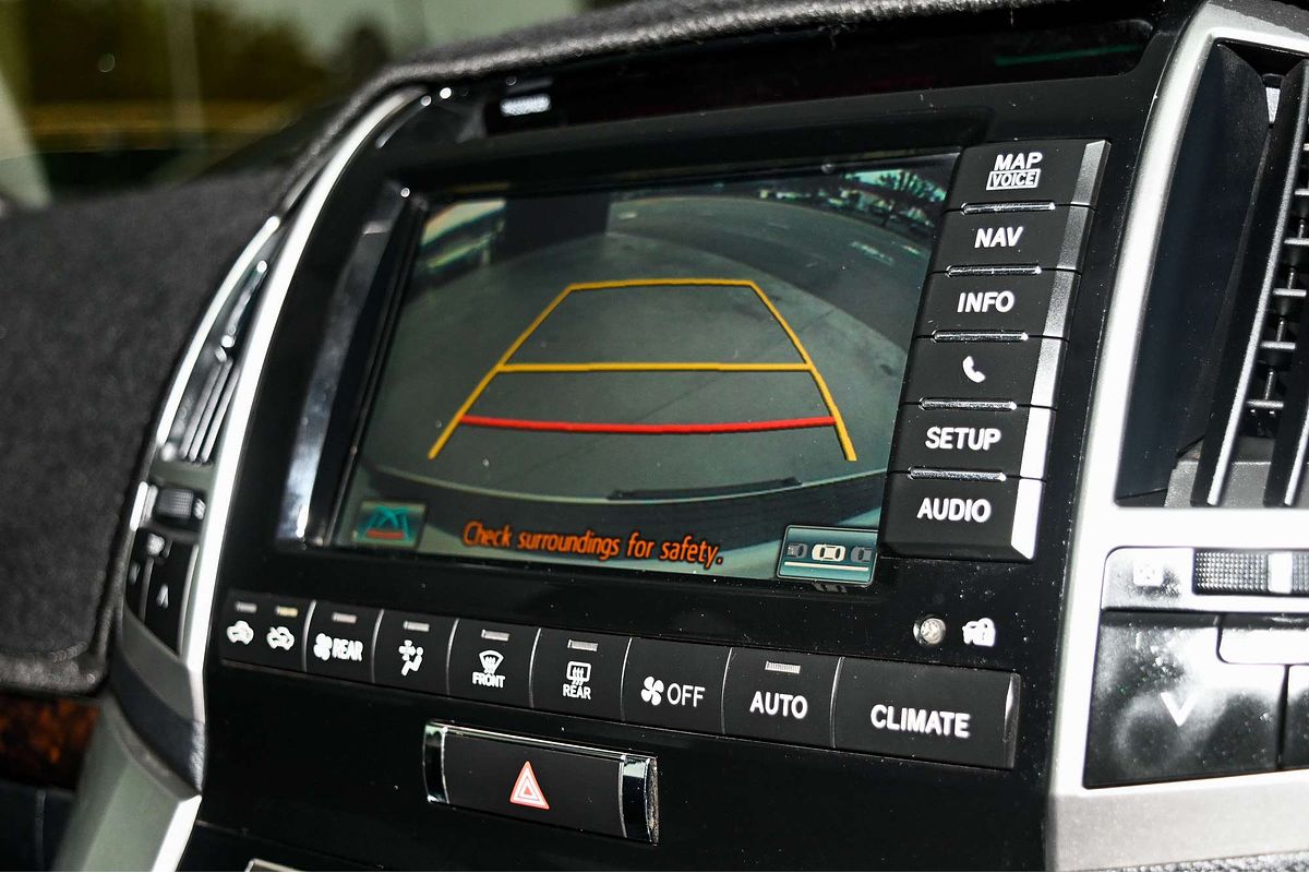 2014 Toyota Landcruiser Sahara VDJ200R