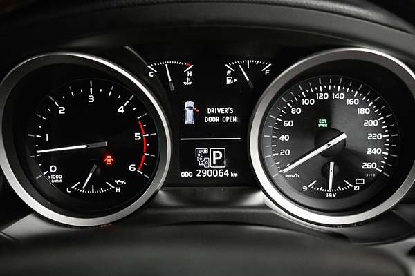 2014 Toyota Landcruiser Sahara VDJ200R