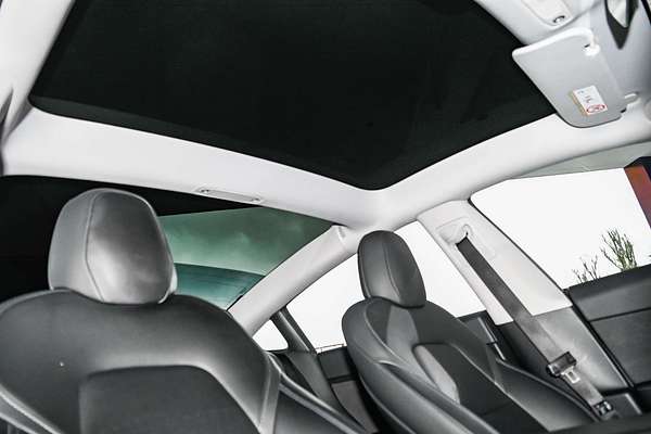 2023 Tesla Model 3 REAR-WHEEL DRIVE MY23