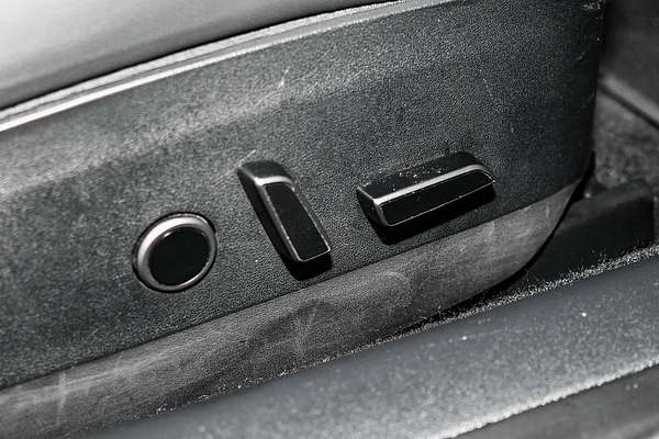 2023 Tesla Model 3 REAR-WHEEL DRIVE MY23