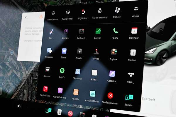 2023 Tesla Model 3 REAR-WHEEL DRIVE MY23