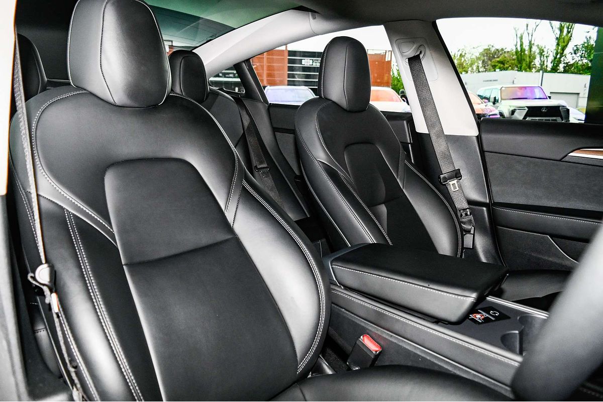 2023 Tesla Model 3 REAR-WHEEL DRIVE MY23