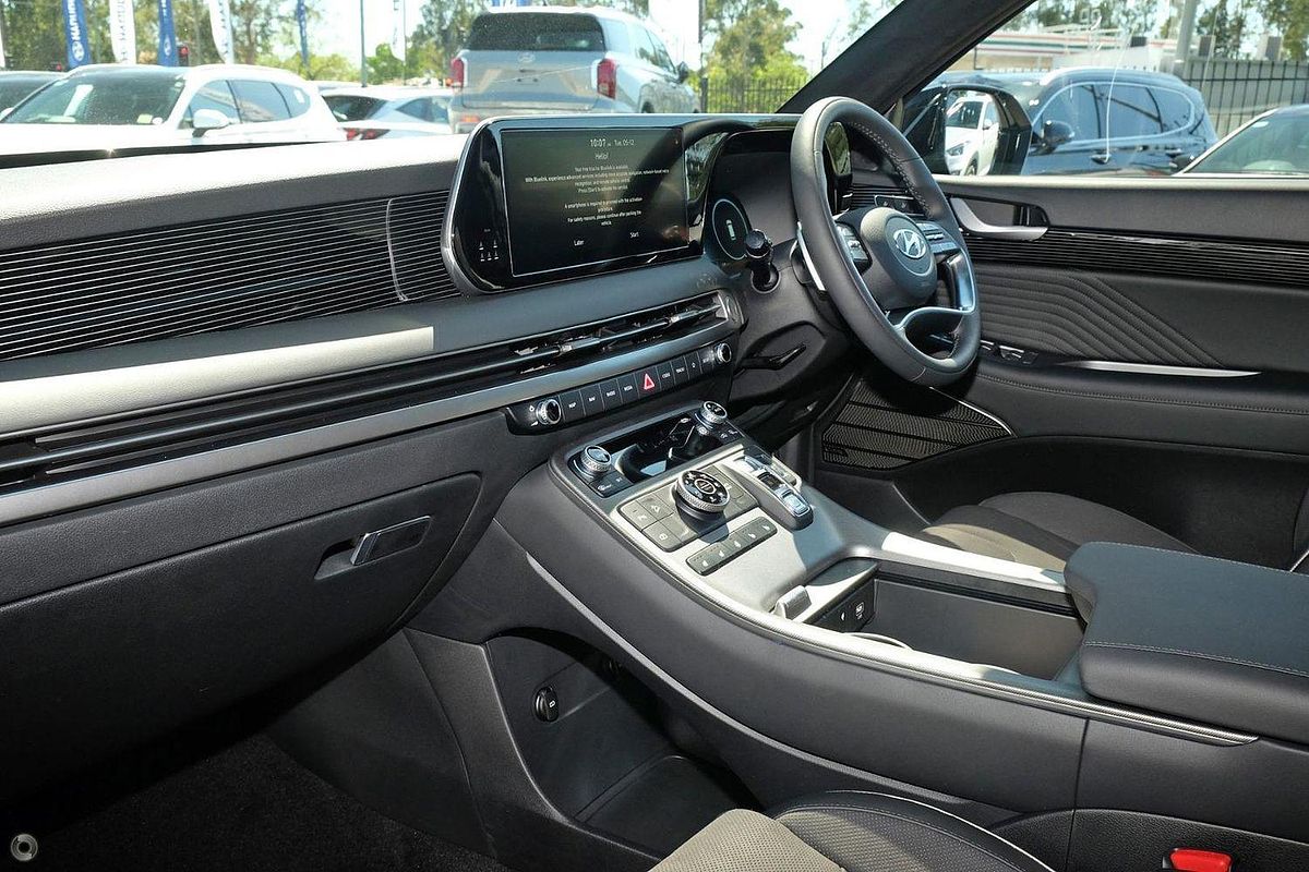 2025 Hyundai Palisade Calligraphy Black Ink LX2.V5