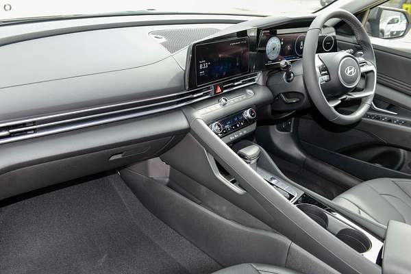 2025 Hyundai i30 Elite CN7.V2