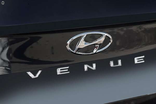 2025 Hyundai Venue Elite QX.V5