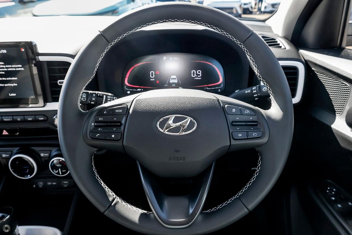 2025 Hyundai Venue Elite QX.V5