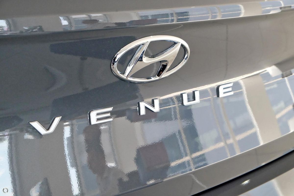 2025 Hyundai Venue Elite QX.V5