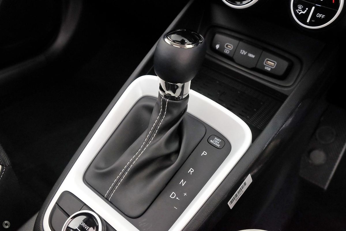 2025 Hyundai Venue Elite QX.V5