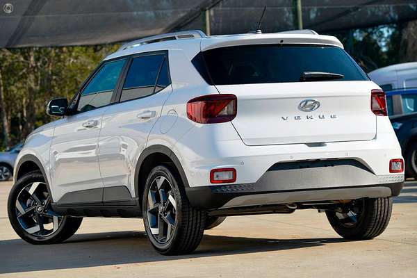 2025 Hyundai Venue Elite QX.V5