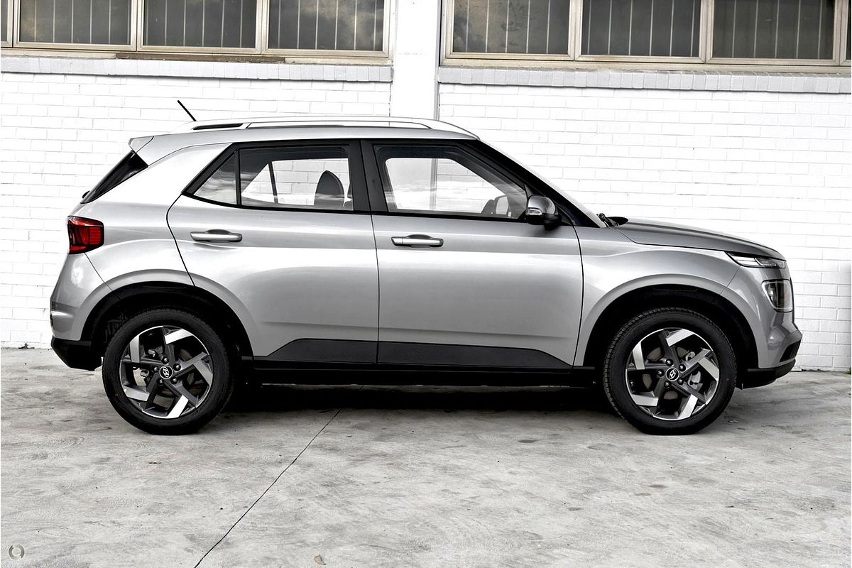 2025 Hyundai Venue Active QX.V5