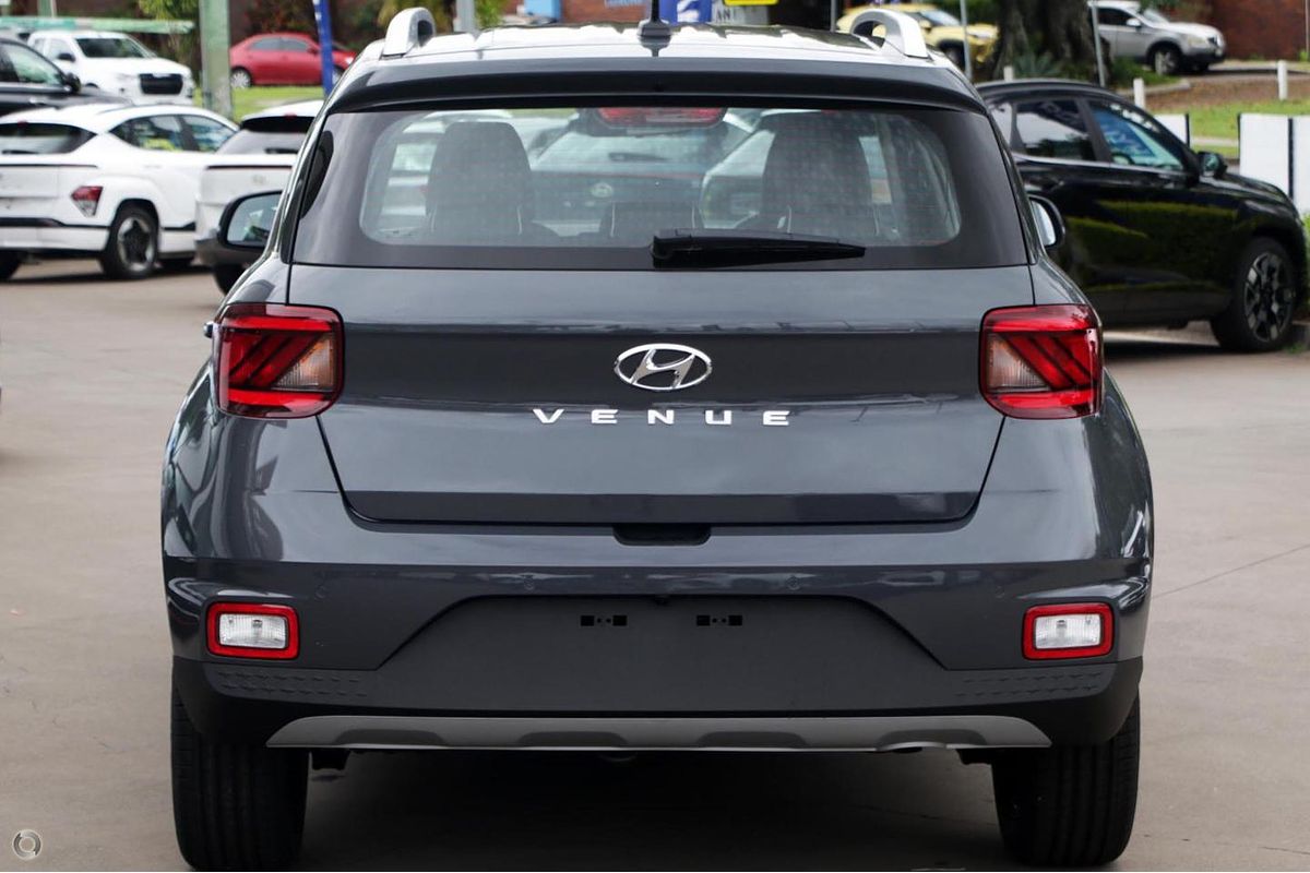 2025 Hyundai Venue Active QX.V5