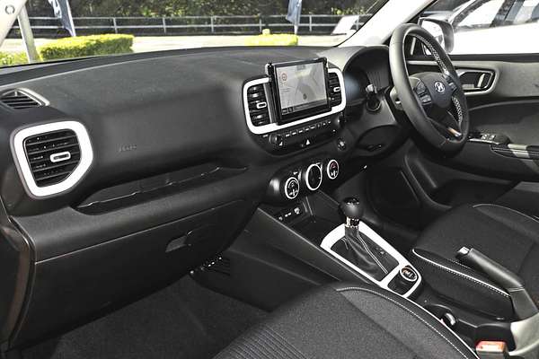 2025 Hyundai Venue Elite QX.V5