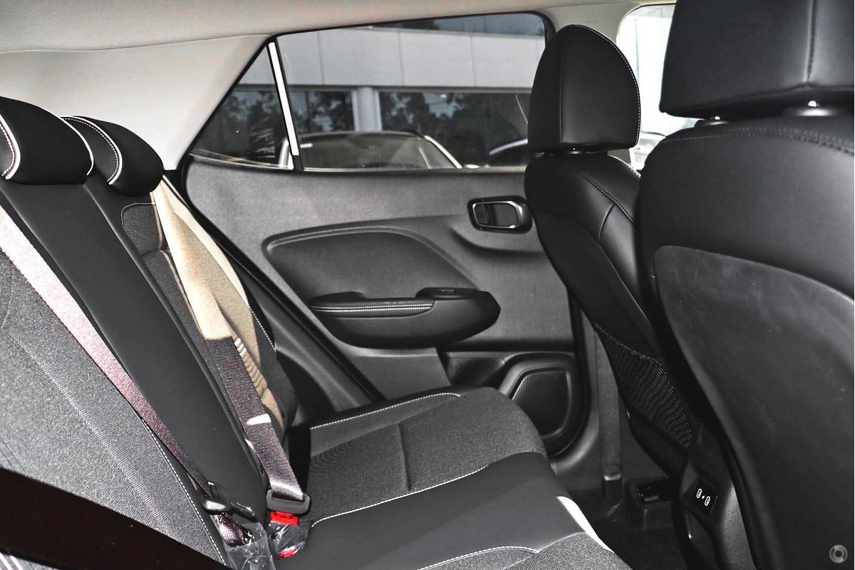 2025 Hyundai Venue Elite QX.V5