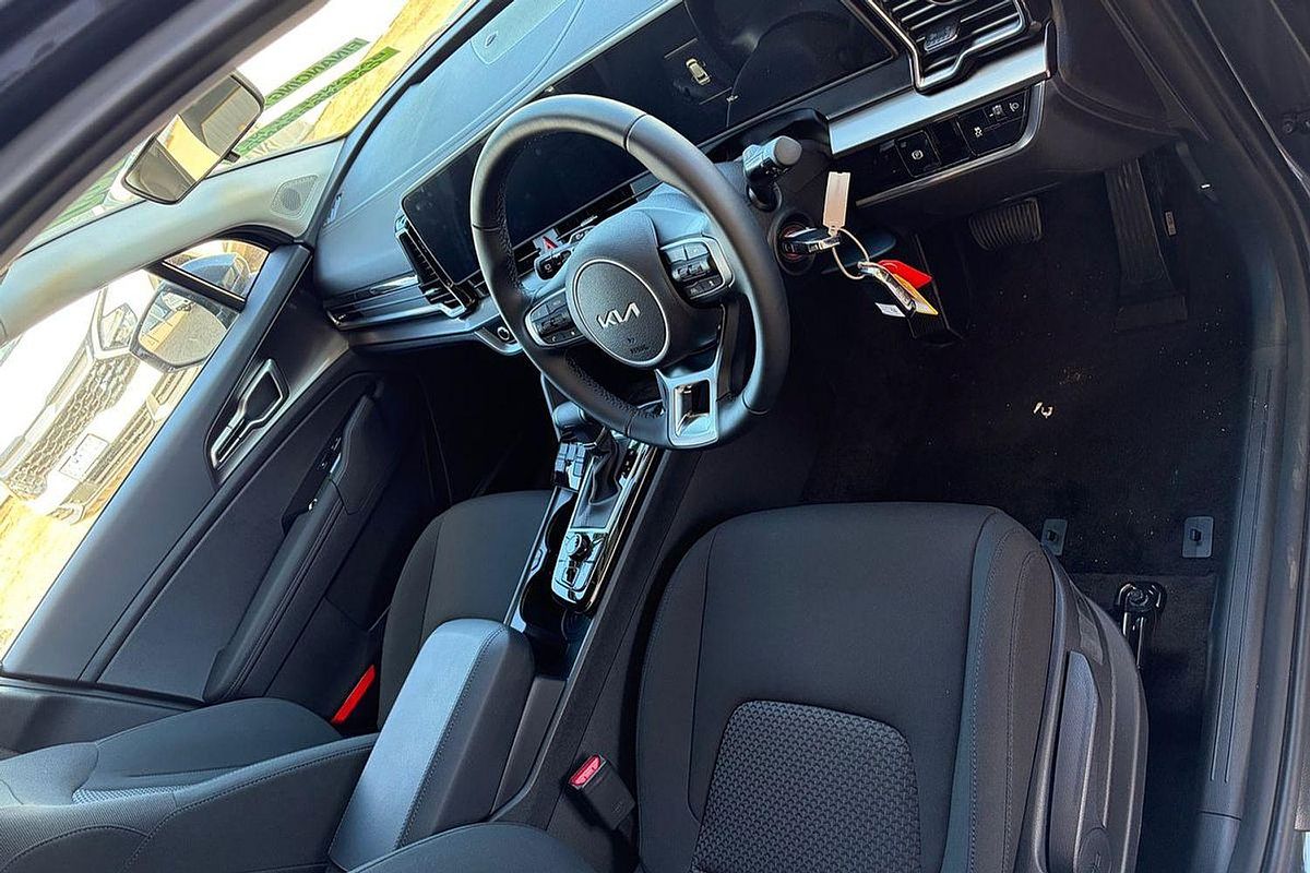 2025 Kia Sportage SX NQ5