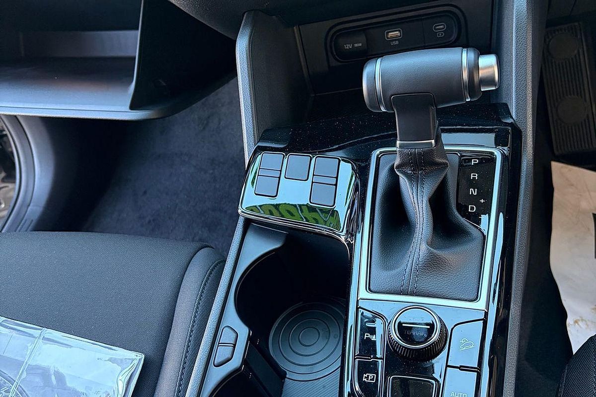 2025 Kia Sportage SX NQ5