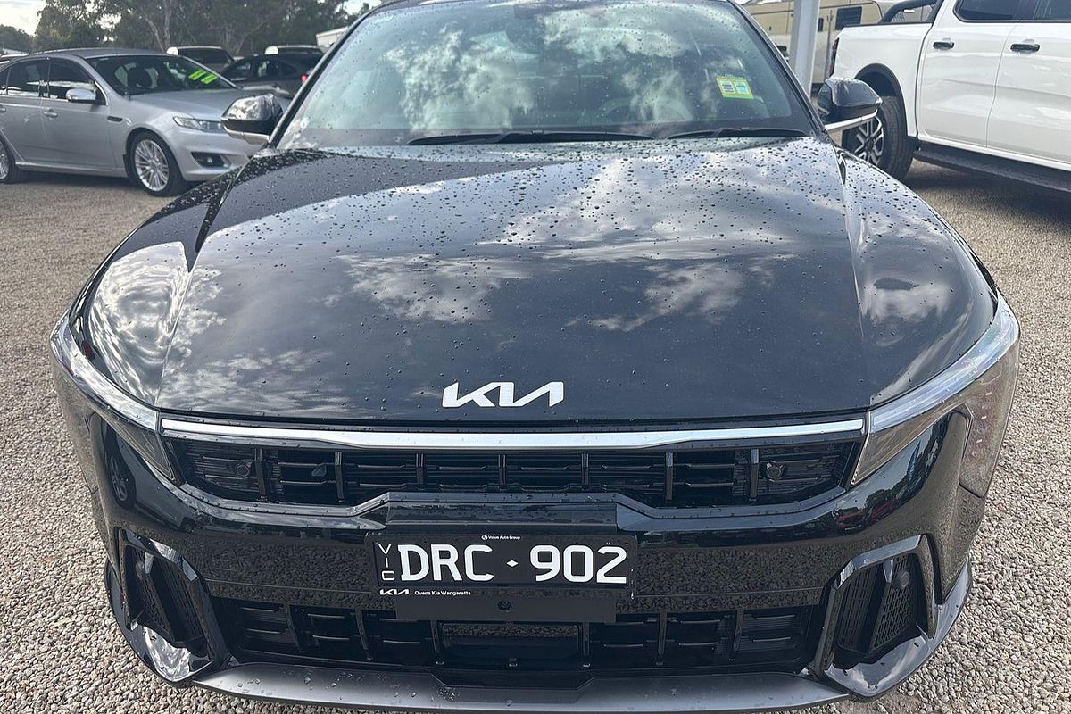 2025 Kia K4 GT-Line CL4m