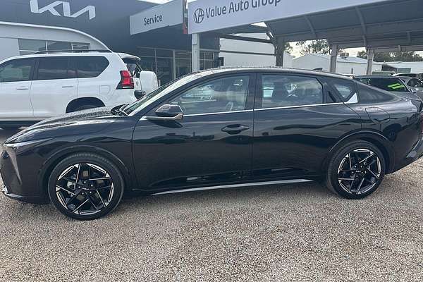 2025 Kia K4 GT-Line CL4m
