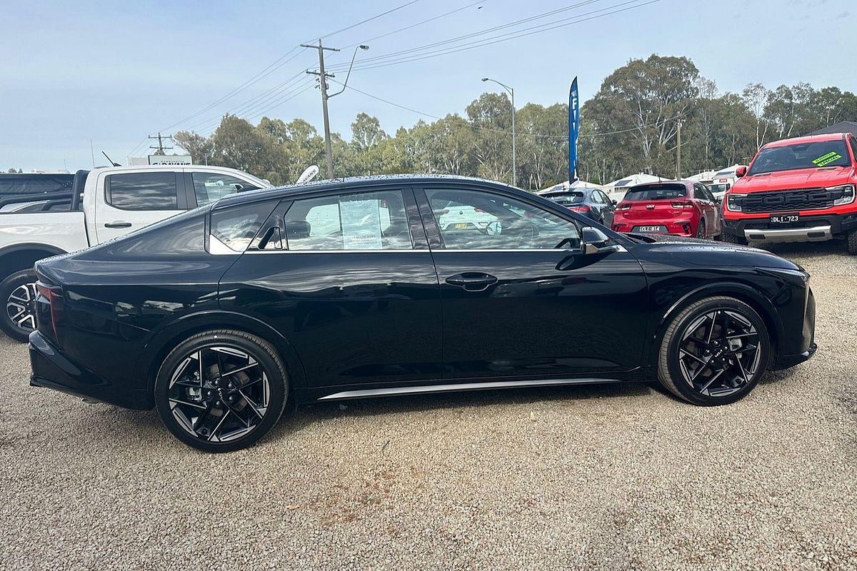 2025 Kia K4 GT-Line CL4m