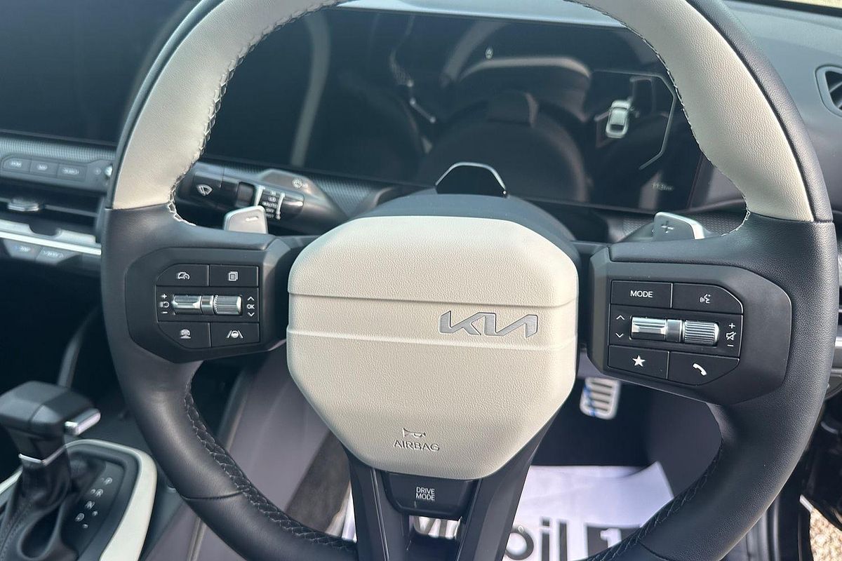 2025 Kia K4 GT-Line CL4m