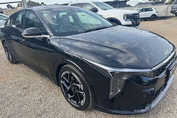 2025 Kia K4 GT-Line CL4m