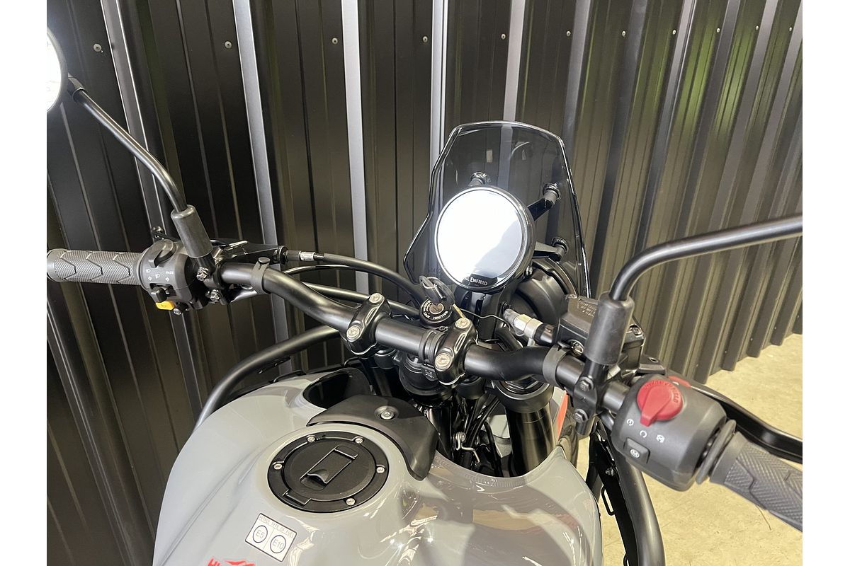 2025 Royal Enfield HIMALAYAN 450