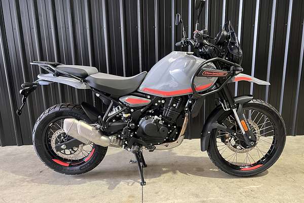 2025 Royal Enfield HIMALAYAN 450