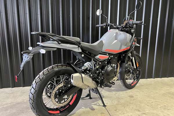 2025 Royal Enfield HIMALAYAN 450