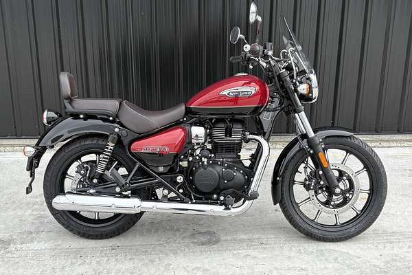 2025 Royal Enfield METEOR 350