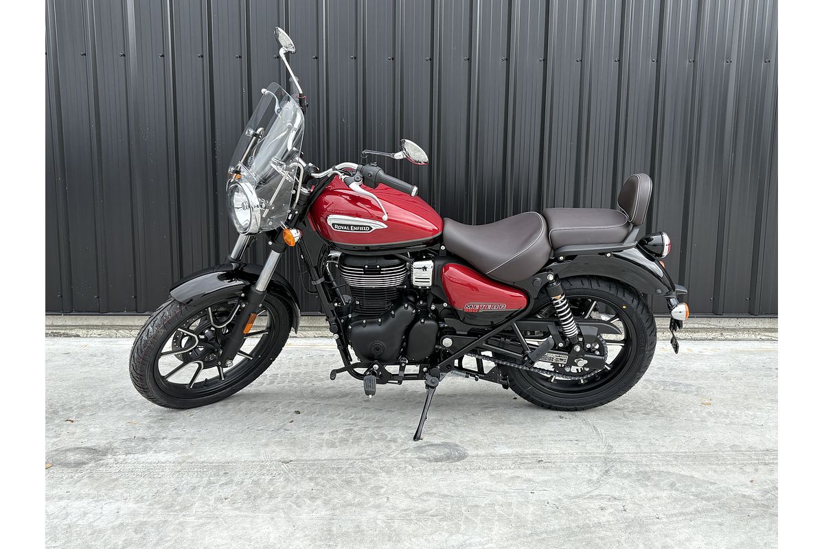 2025 Royal Enfield METEOR 350