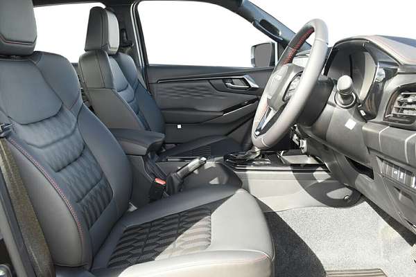 2025 Isuzu D-MAX X-TERRAIN 4X4