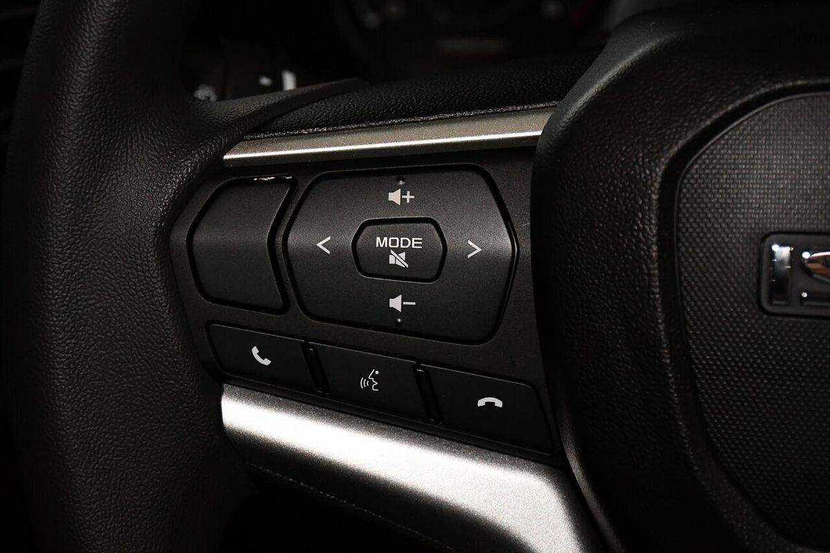 2025 Isuzu D-MAX SX High Ride Rear Wheel Drive