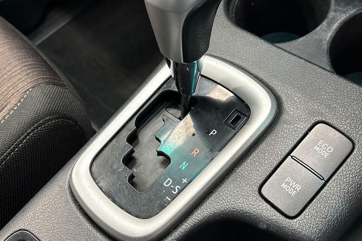 2017 Toyota Hilux SR5 GUN126R 4X4