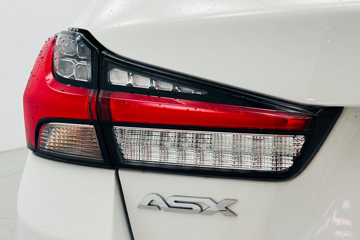 2022 Mitsubishi ASX ES XD