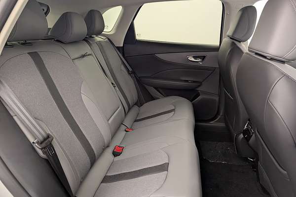 2025 MG MGS5 EV Essence 49 ZS3EM