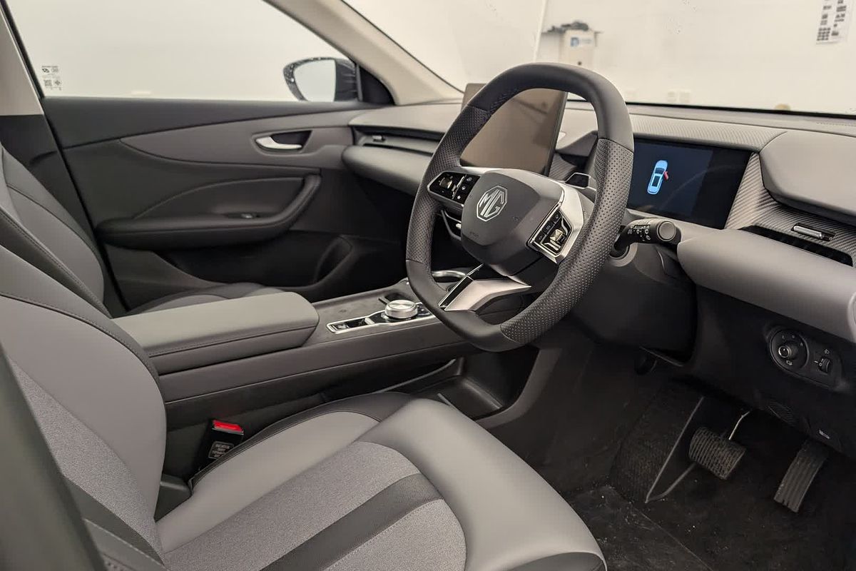 2025 MG MGS5 EV Essence 49 ZS3EM