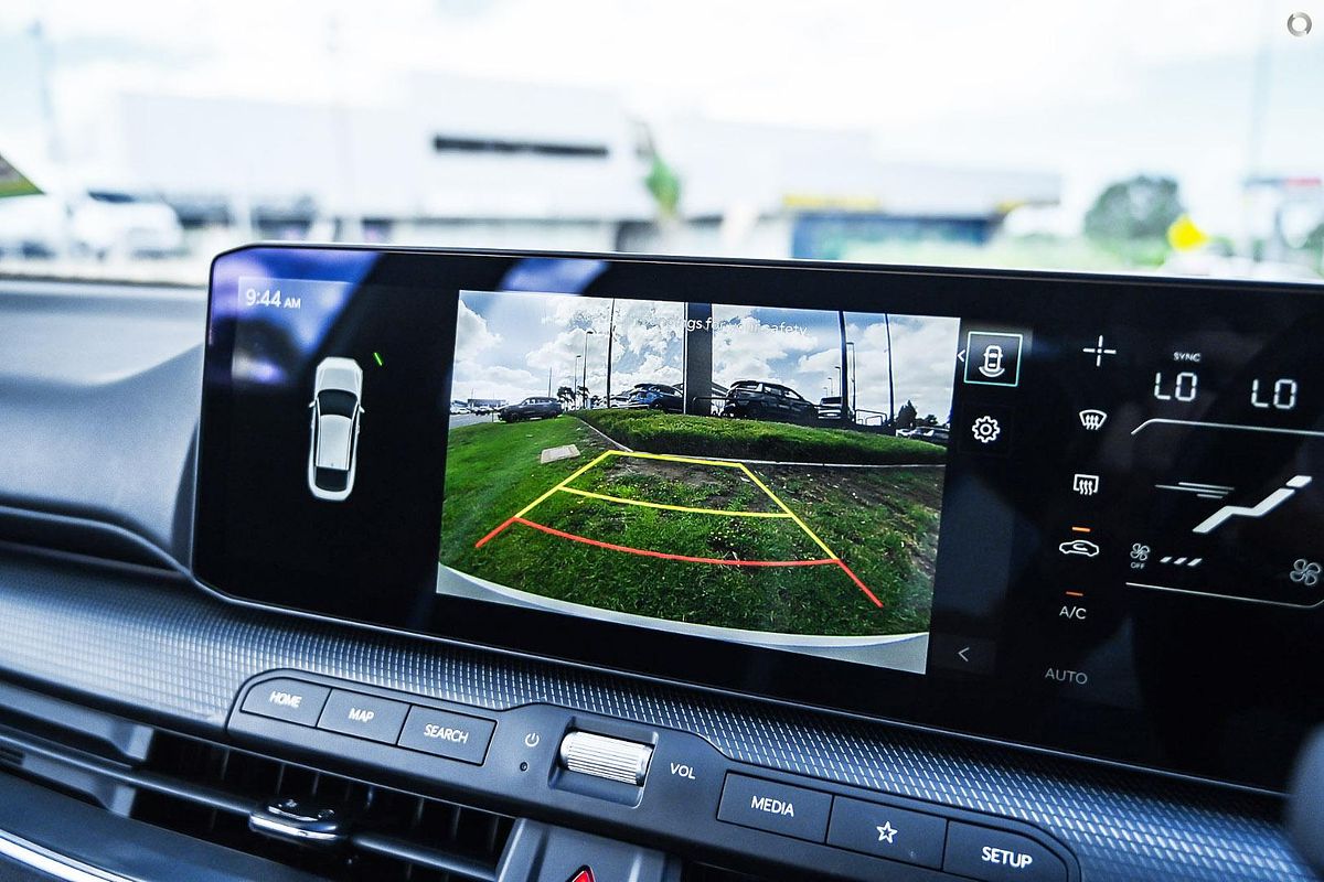 2025 Kia K4 GT-Line CL4m