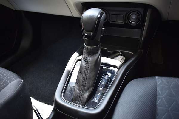 2024 Suzuki Swift Hybrid UZ