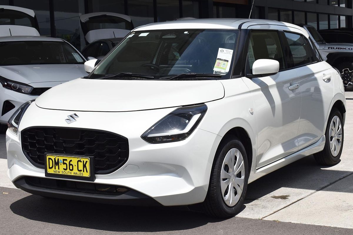 2024 Suzuki Swift Hybrid UZ