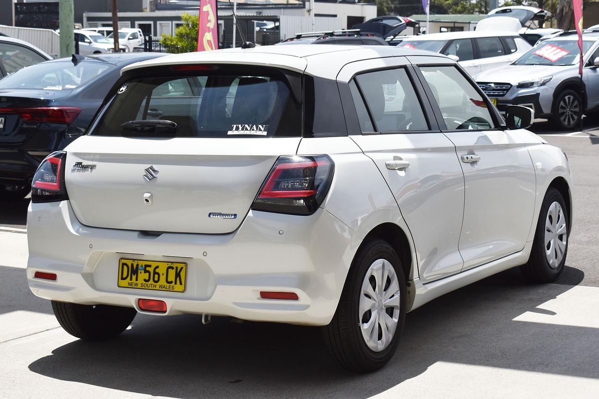 2024 Suzuki Swift Hybrid UZ