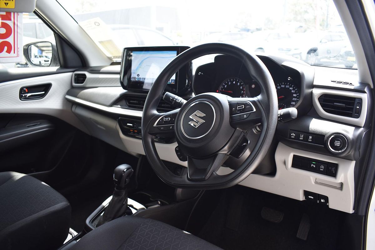 2024 Suzuki Swift Hybrid UZ