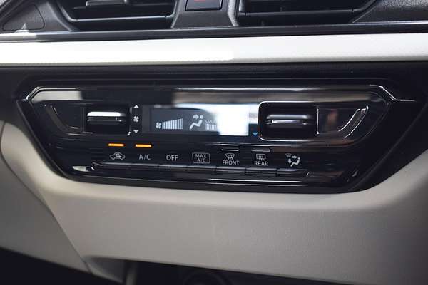 2024 Suzuki Swift Hybrid UZ