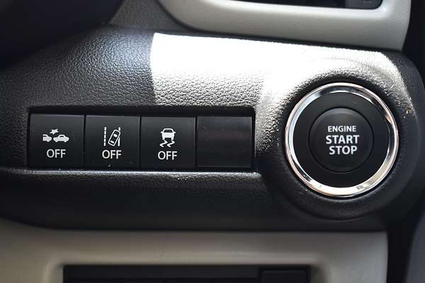 2024 Suzuki Swift Hybrid UZ