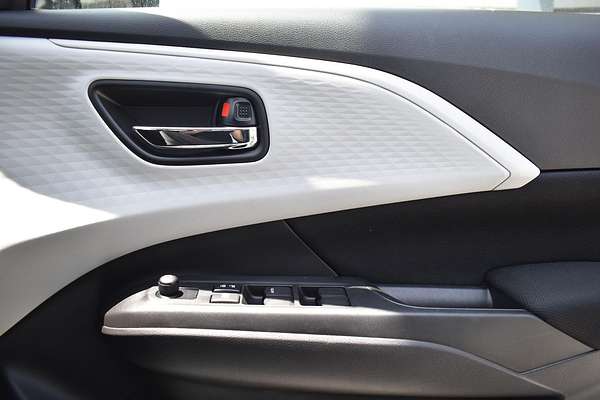 2024 Suzuki Swift Hybrid UZ